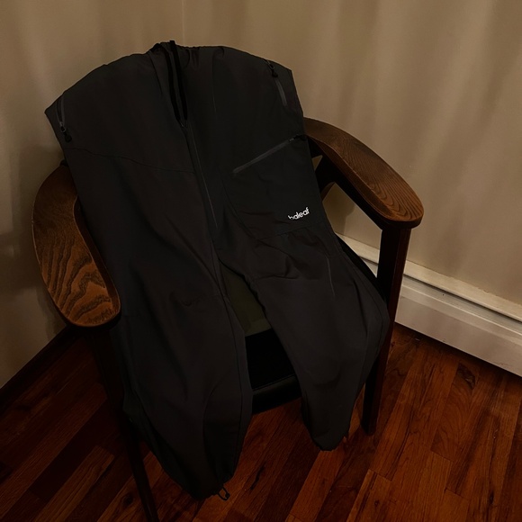 3 Pairs of Baleaf women’s hiking pants - Picture 5 of 6